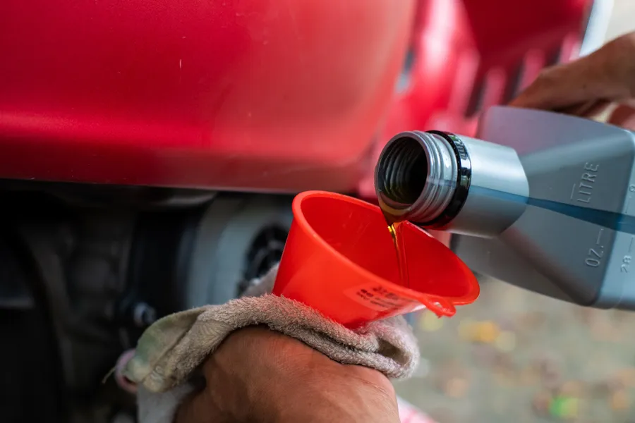 Diesel Oil Change Tips For Heavy Duty Performance Stone Mountain, GA Diesel Oil Change Tips For Heavy Duty Performance Stone Mountain, GA